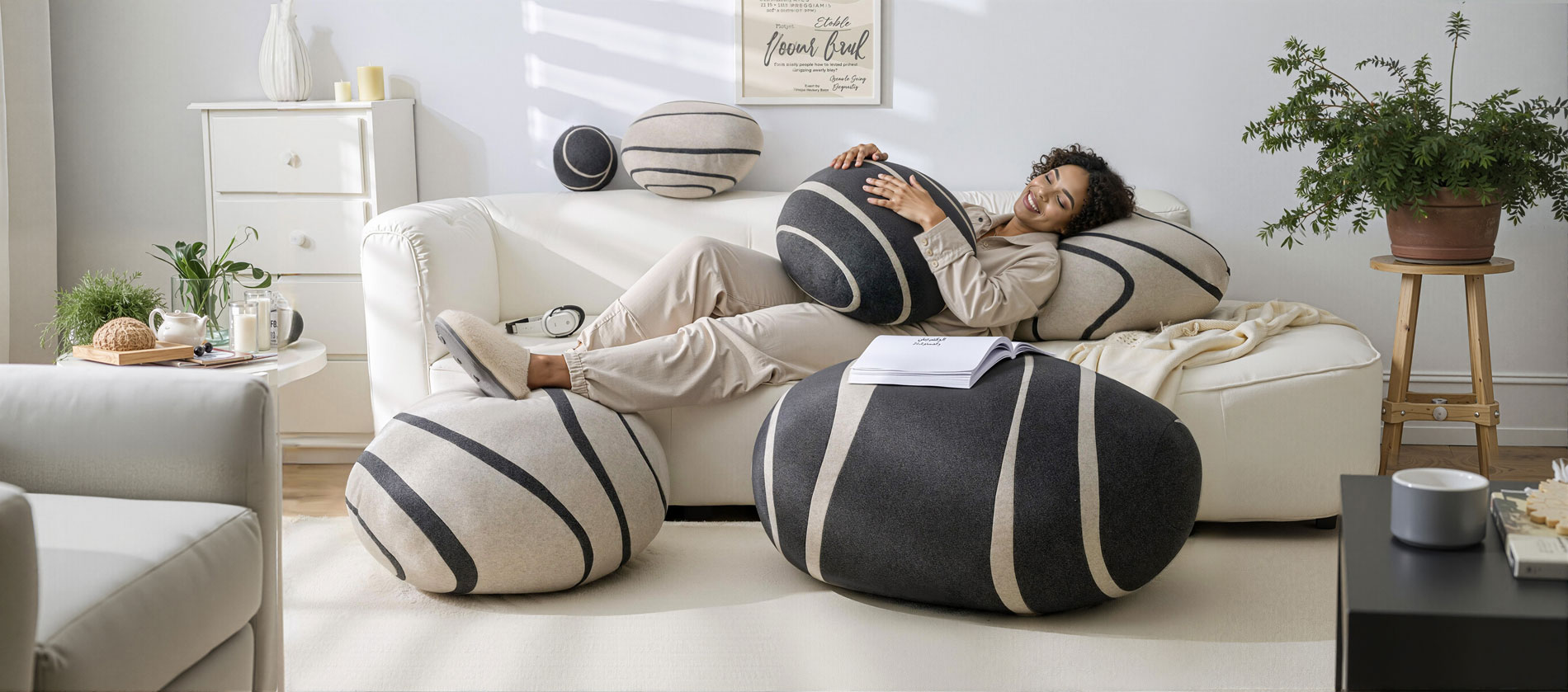 livingpebble 02 banner